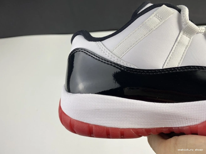 Cheap 11 AV2187-160 Bred Concord Air Jordan Retro Low 0722